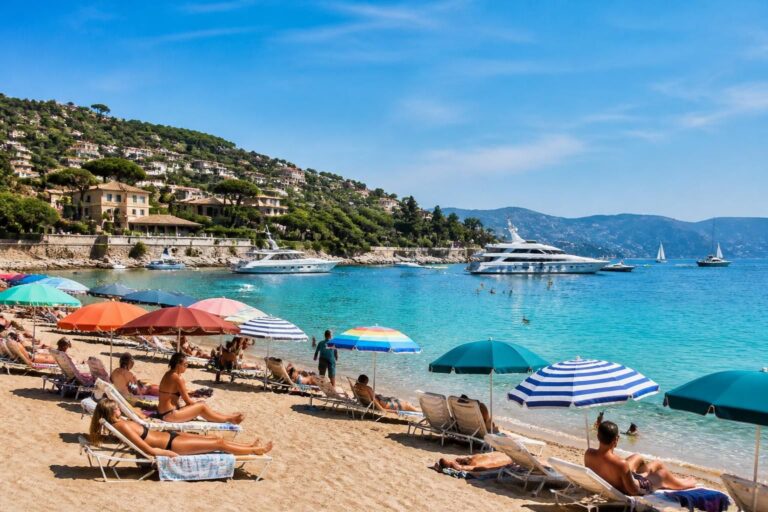 découvrez toutes les actualités, événements et moments forts de la côte d'azur dans l'édition du mardi 28 juillet 2026 de salut à la côte d'azur.