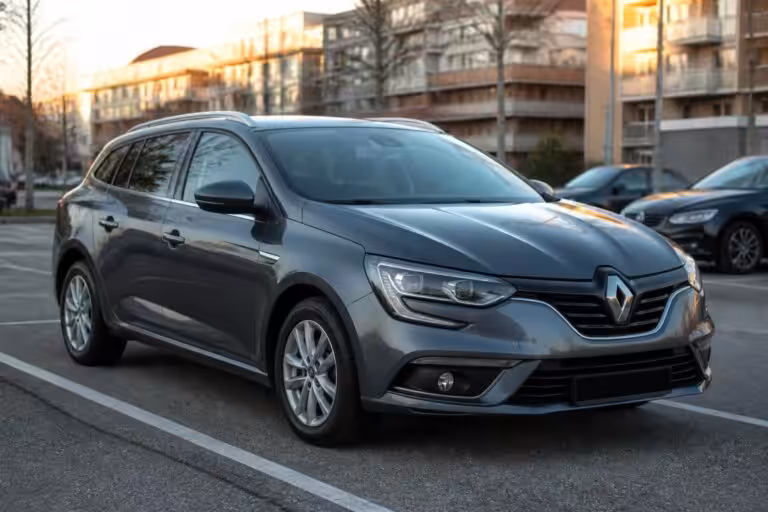 découvrez toutes les annonces de renault mégane 4 d'occasion, comparez les prix et bénéficiez de conseils pratiques pour choisir la voiture idéale.